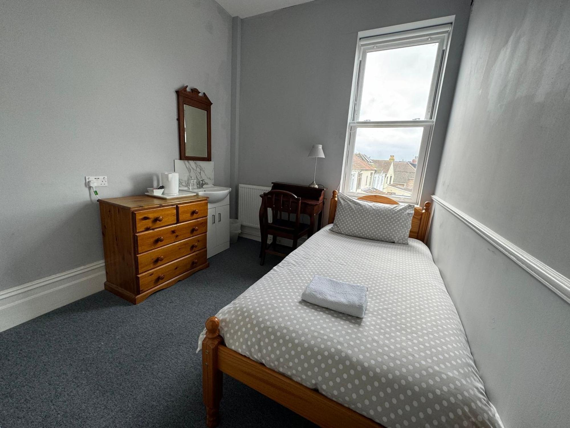 The Elms Guest House Bristol Filton Zewnętrze zdjęcie