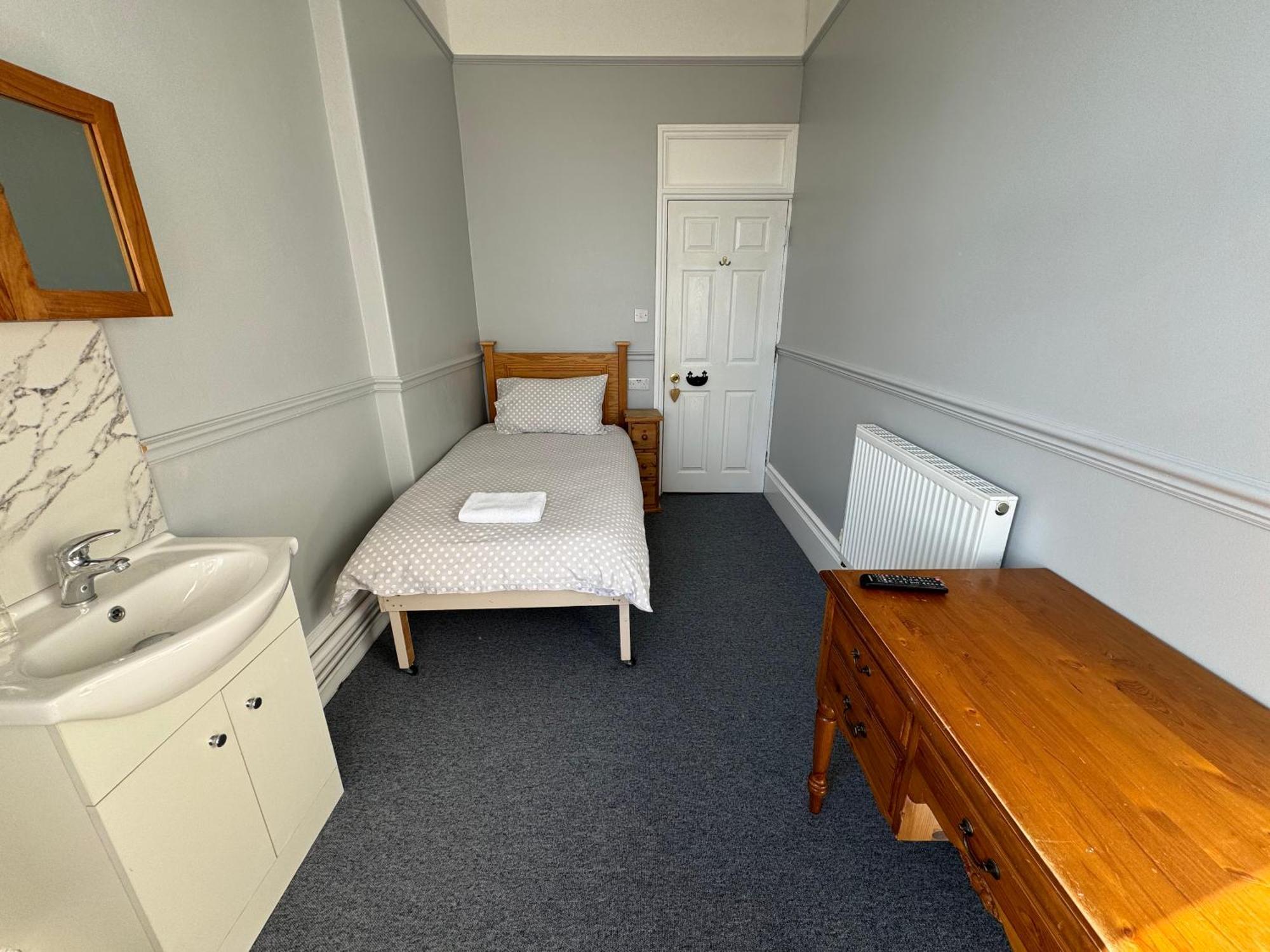 The Elms Guest House Bristol Filton Zewnętrze zdjęcie