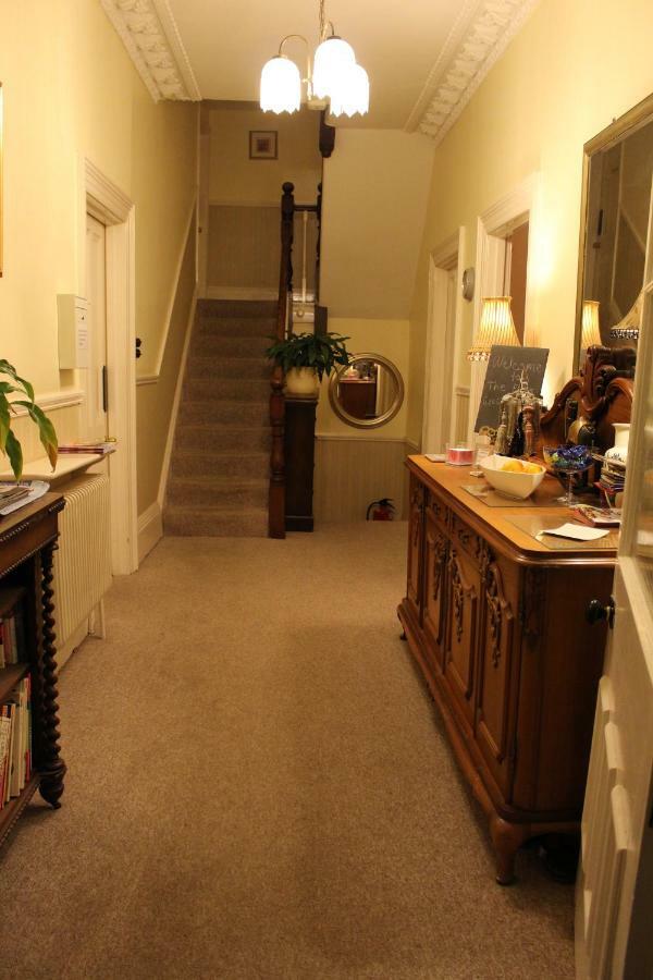 The Elms Guest House Bristol Filton Zewnętrze zdjęcie